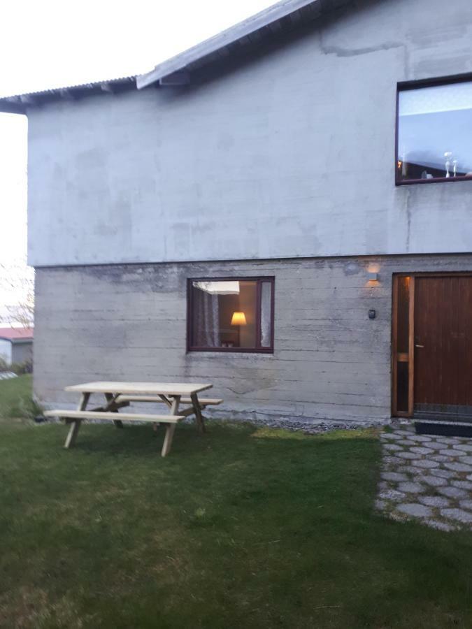 Sigtun 4 Apartamento Patreksfjordur Exterior foto